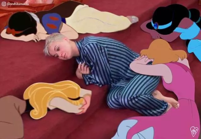 Disney characters into celebrity pictures - #33 