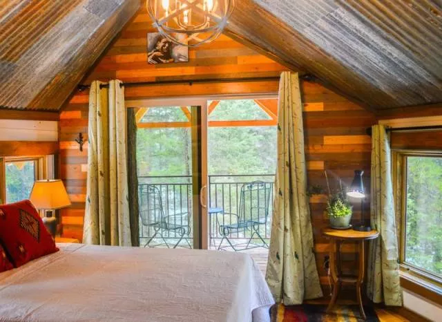 The most luxurious treehouse - #12 