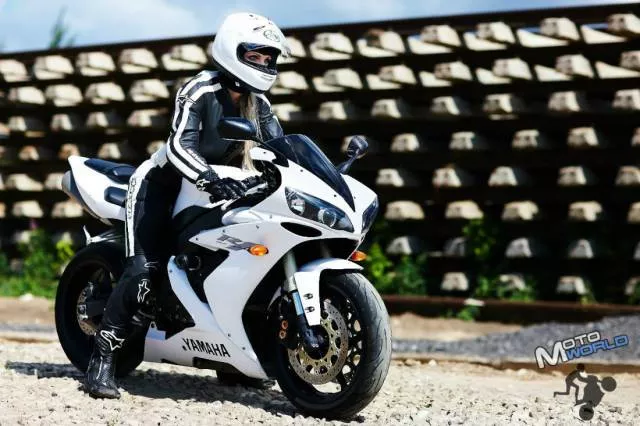 Des superbes filles et des motos qui a t il de plus sexy  - #22 