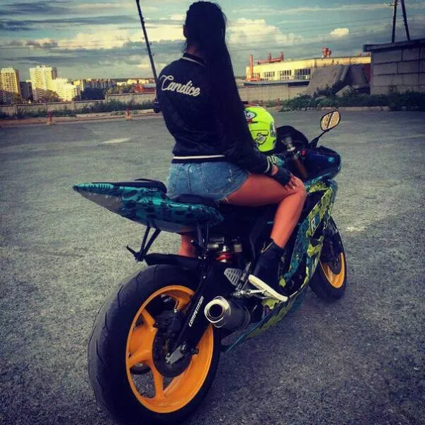 Des superbes filles et des motos qui a t il de plus sexy  - #28 