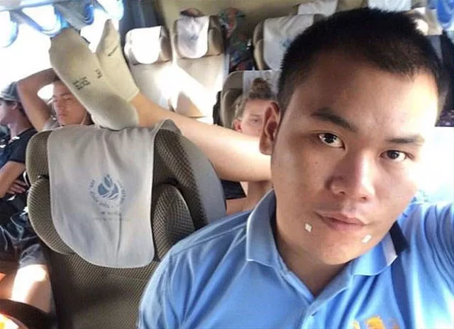 The worst embarrassing situations while traveling - #15 