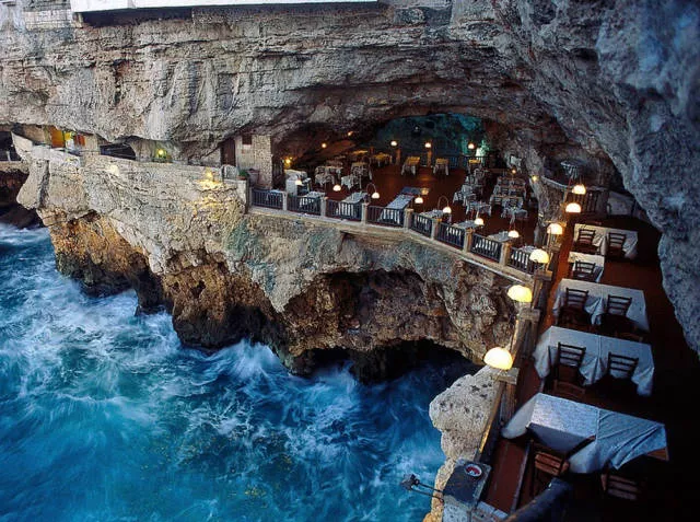 On visite ces restaurants non pas pour ces plats mais - #12 