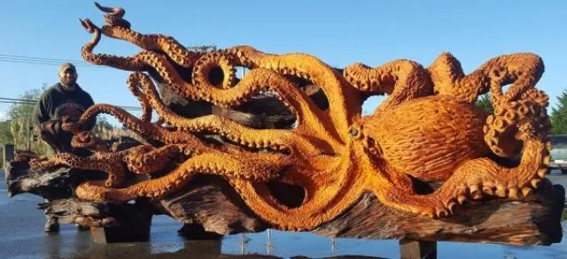 Very impressive wood carvings - #1 