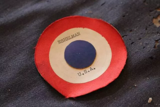 Find out what to find in this old box - #11 