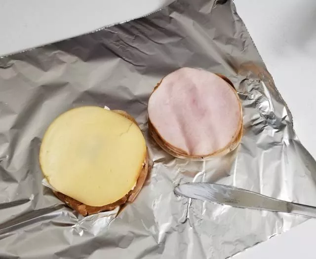Visual coincidences that are a pleasure to see - #24 