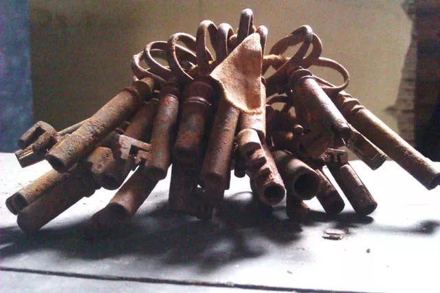Found objects in an ancient castle - #11 