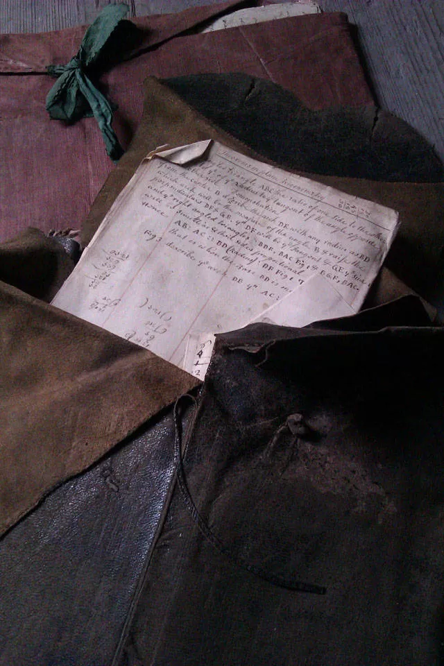 Des objets trouves dans un ancien chateaux - #57 Des objets trouves dans un ancien chateaux - #57