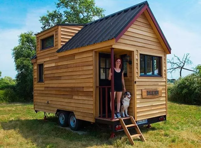 Houses on wheels