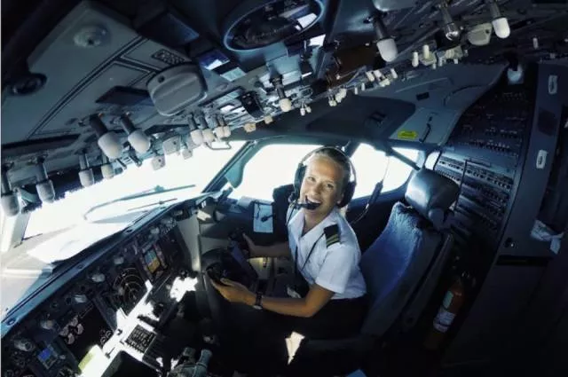 Sexy female pilots - #13 