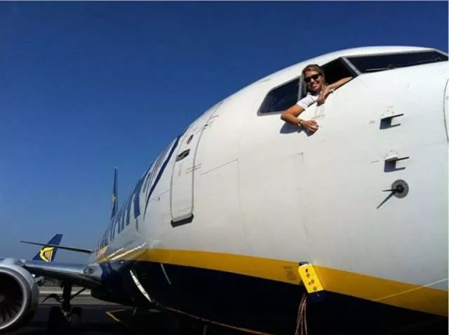 Sexy female pilots - #2 