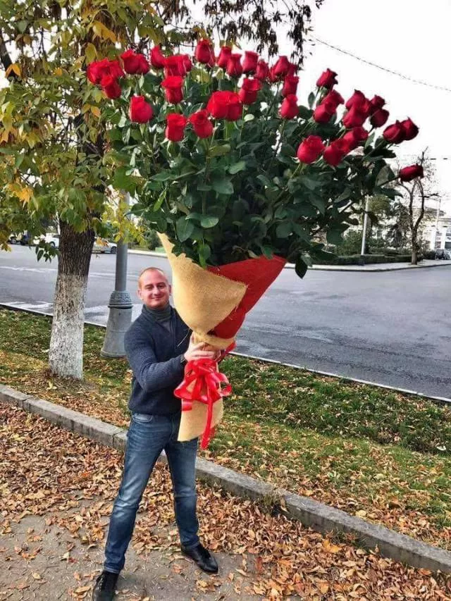 To be romantic is not easy for everyone - #7 