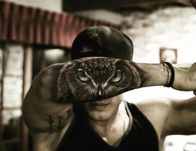 Des tatouages tres realistes et impressionnants