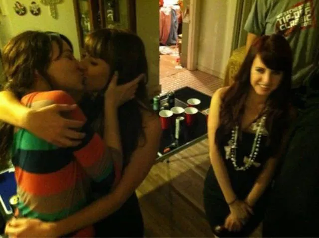 The most devastating moments of third wheeling history - #9 