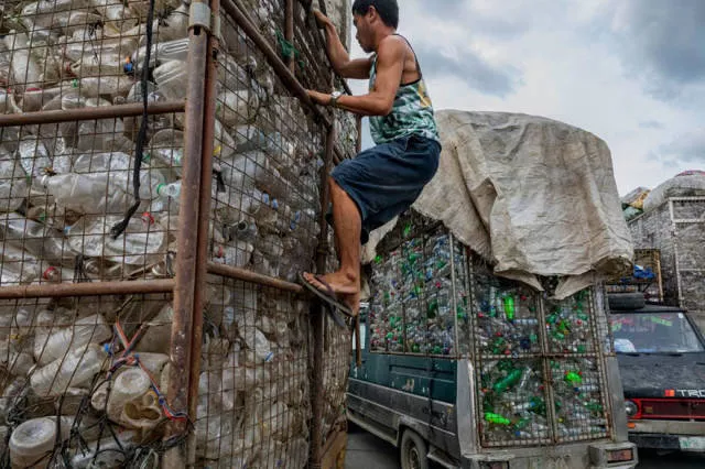 La plastique menace notre belle terre - #19 