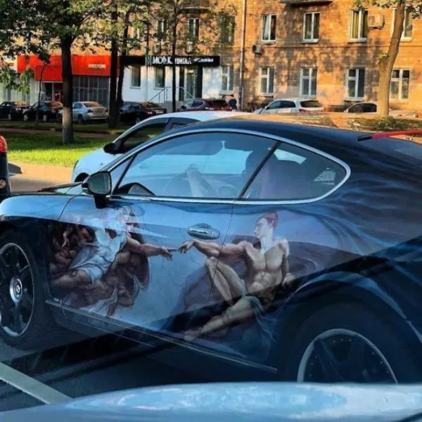 Beautiful drawings painted on cars - #10 
