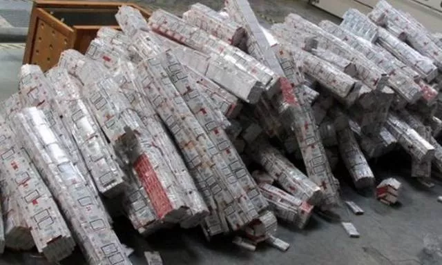 Ils font nimporte quoi pour faire passer ces cigarettes en contrebande - #16 