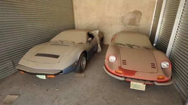 Terrible a voir des voitures legendaires abandonnes - #15 