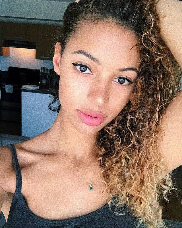 Beautiful girls around the world - #22 