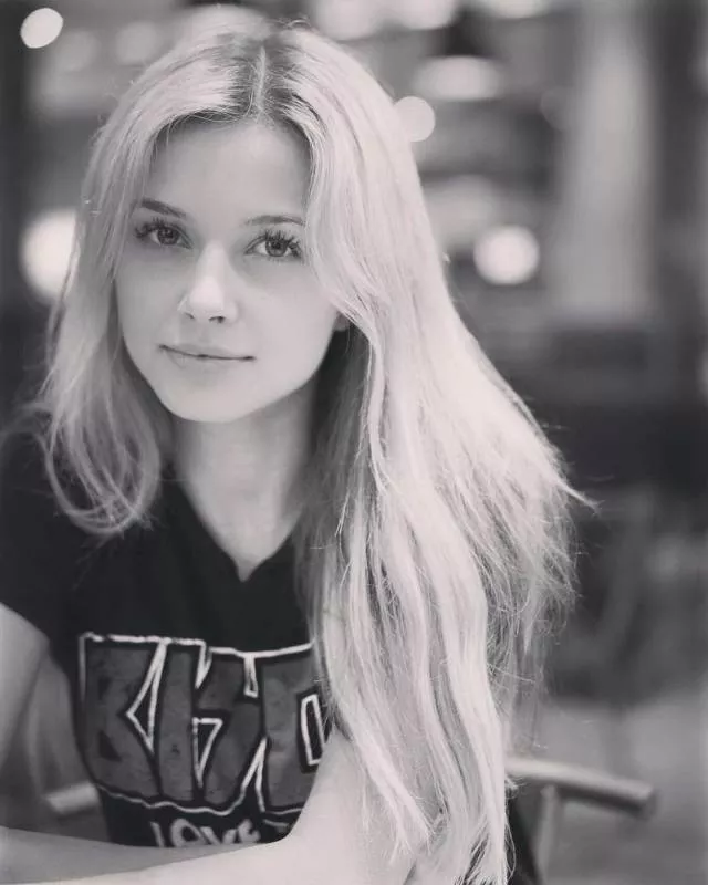 Beautiful girls around the world - #25 
