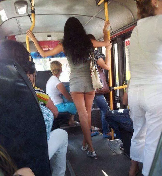 Sexy dans les transports en commun - #21 