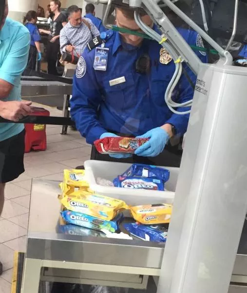 The weirdest things you can see at airports - #3 