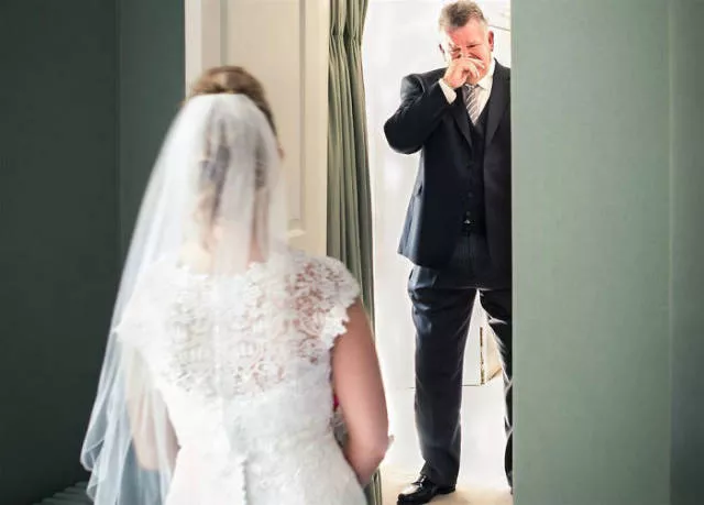 Lemotion des parents lors dun mariage - #16 