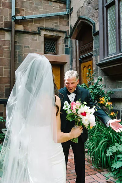 Lemotion des parents lors dun mariage - #28 Lemotion des parents lors dun mariage - #28