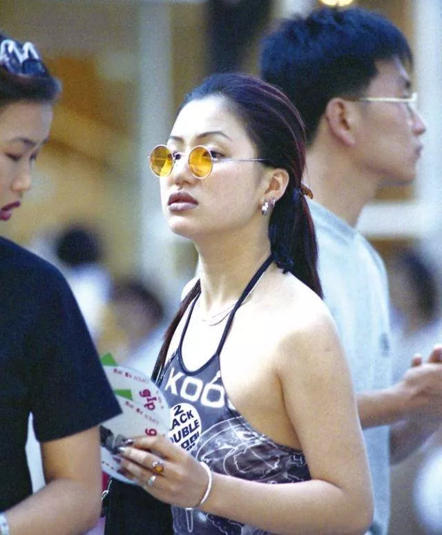 Korean street fashion 90s