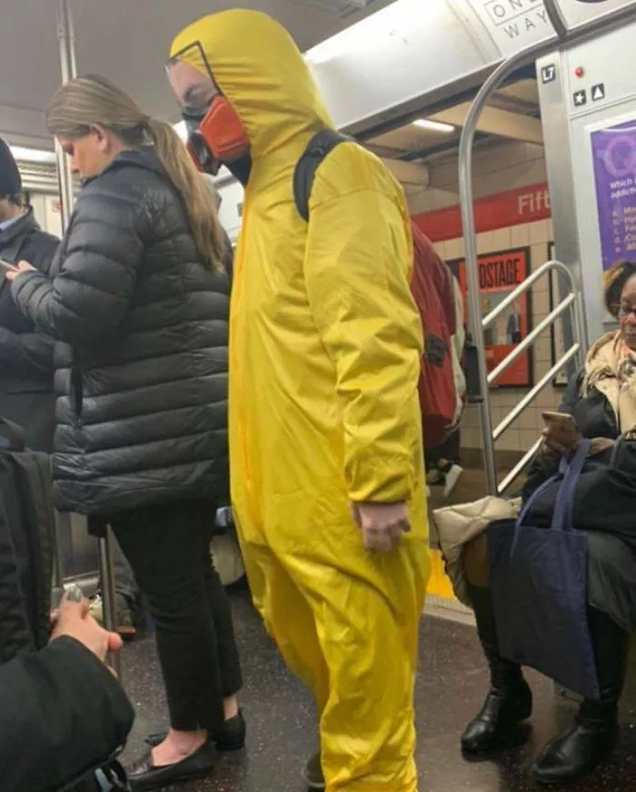 Corona in the subways - #11 