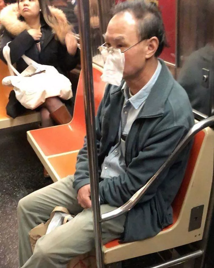 Corona in the subways - #16 