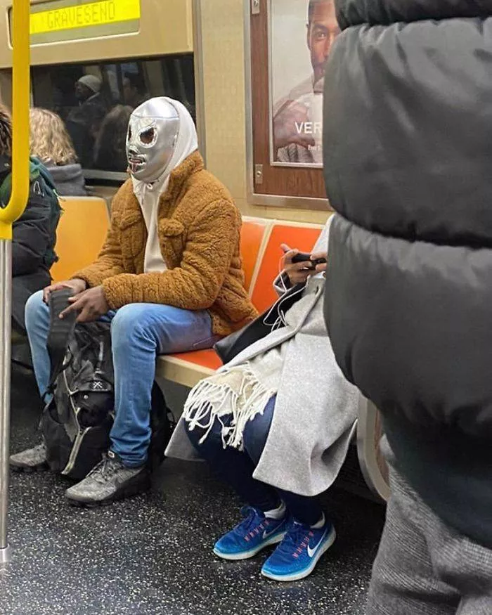 Corona in the subways - #19 