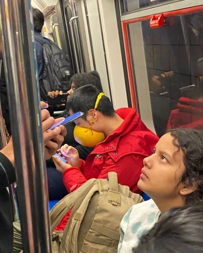 Corona in the subways - #23 