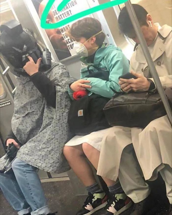 Corona in the subways - #28 