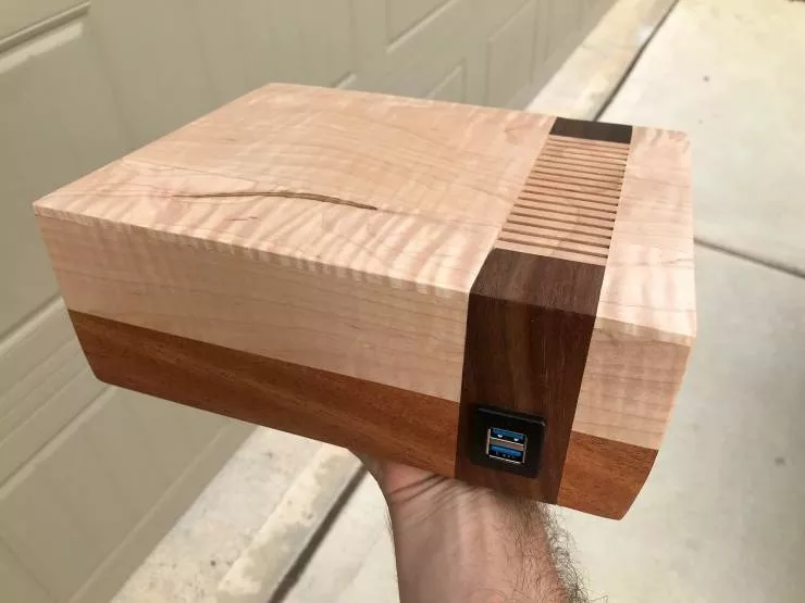 Juggle wood