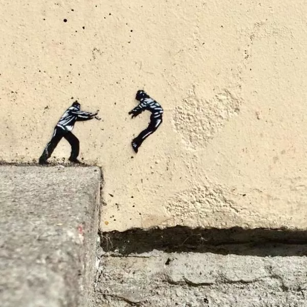 When art is camouflaged in the streets - #24 