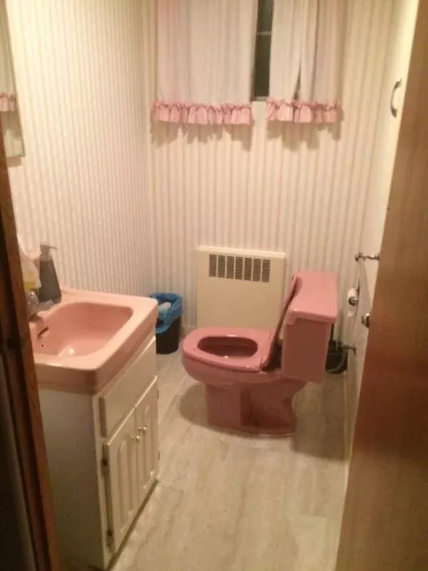 The most unusual and bizarre toilets in the world - #24 