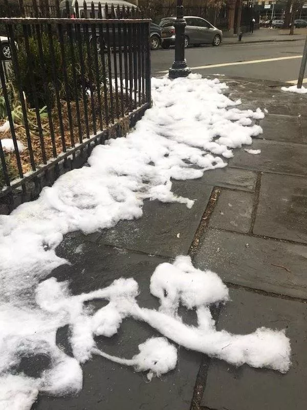 Not very well known objects - #18 Fake snow for a movie