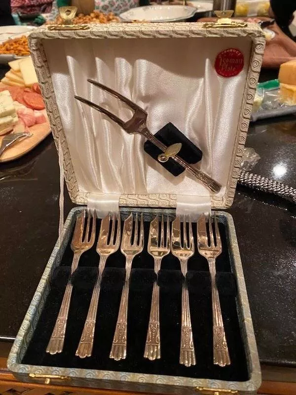 Not very well known objects - #21 Cake forks Not very well known objects - #21 Cake forks
