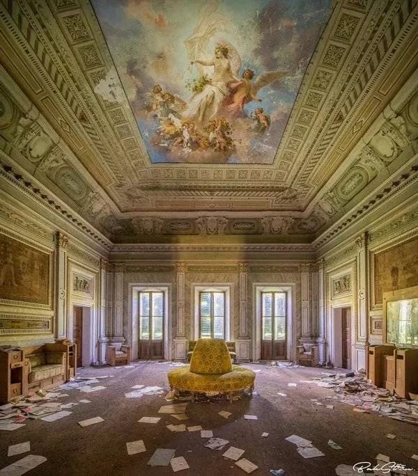 Top 20 des places abandonnes - #12 