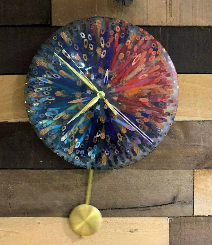 Top art talents - #11 Resin and colored pencil