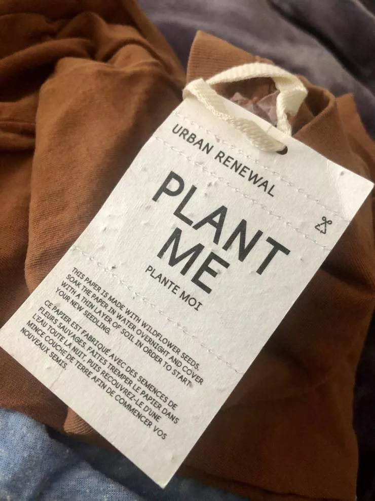 Vetements trop avances - #8 Une poche de graines de plantes