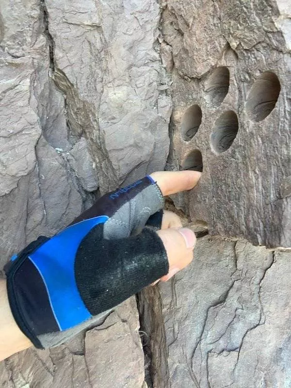 Unknown objects - #13 Samples for geological surveys