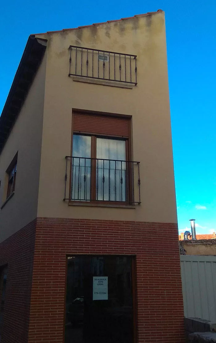 The weirdest balconies ever seen - #42 
