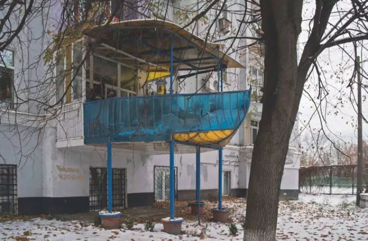 The weirdest balconies ever seen - #6 