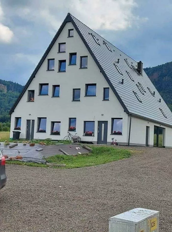 People with a completely ridiculous imagination
