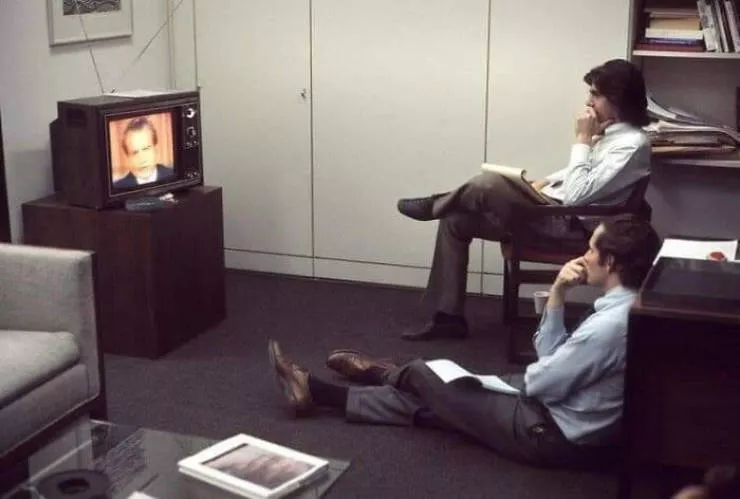 Very touching old photos - #12 The Watergate Scandal 1974