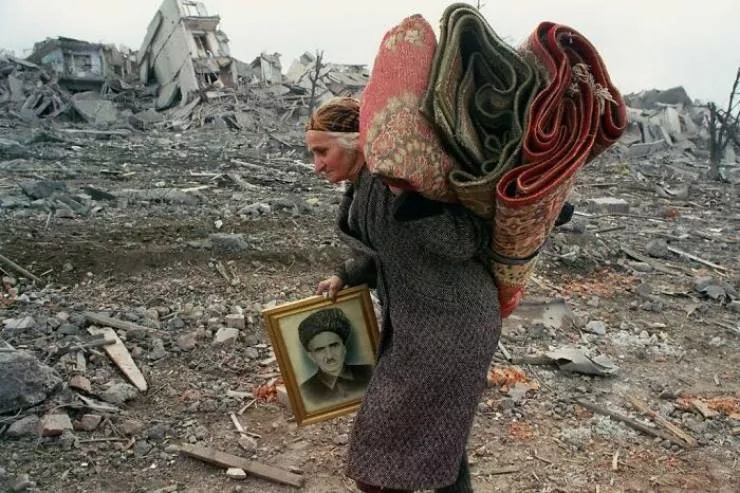 Very touching old photos - #20 1995