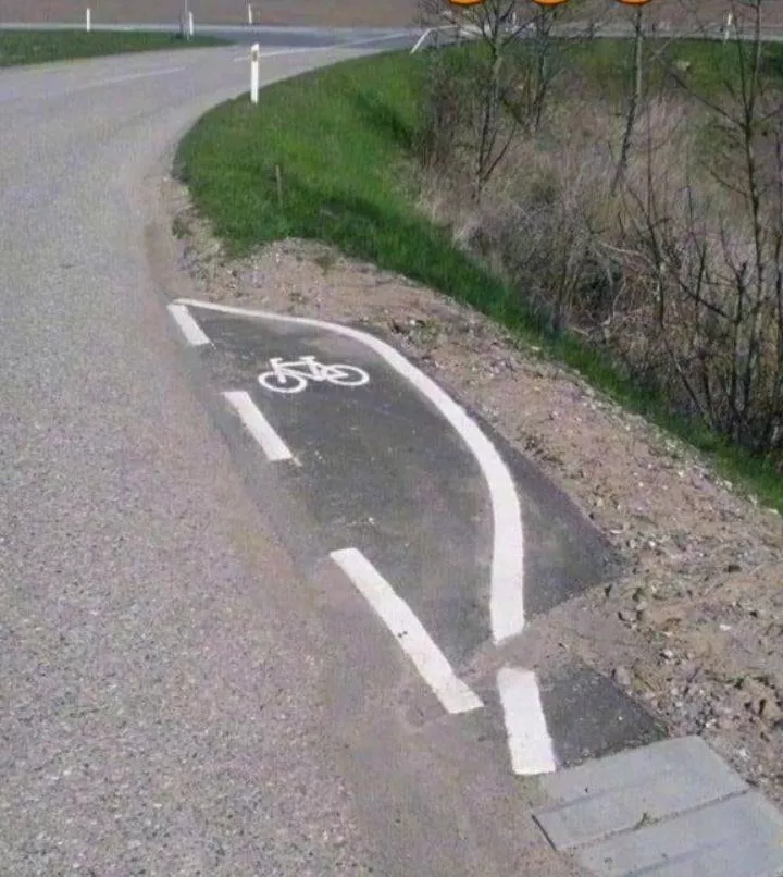 A mixed collection of unexpected images - #24 