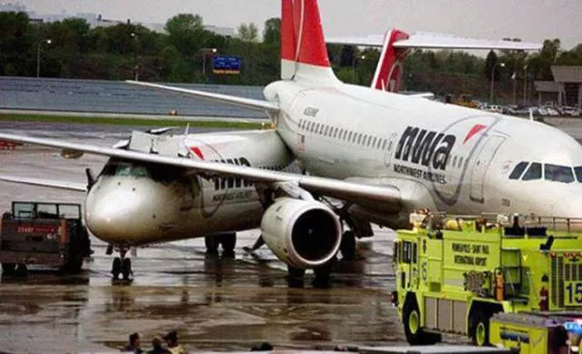 Plane crashes may come from nowhere - #11 Plane crashes may come from nowhere - #11