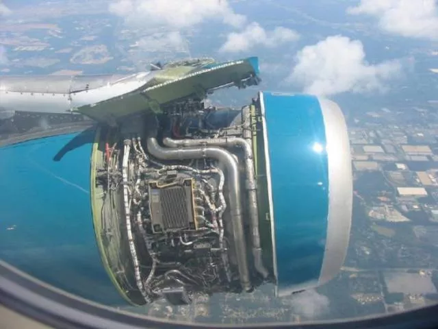 Plane crashes may come from nowhere - #17 Plane crashes may come from nowhere - #17
